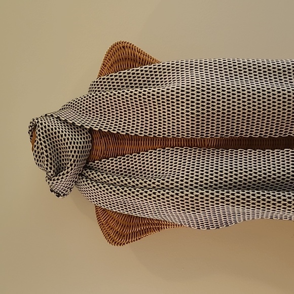 NWOT Tommy Hilfiger Winter Scarf - Picture 2 of 7